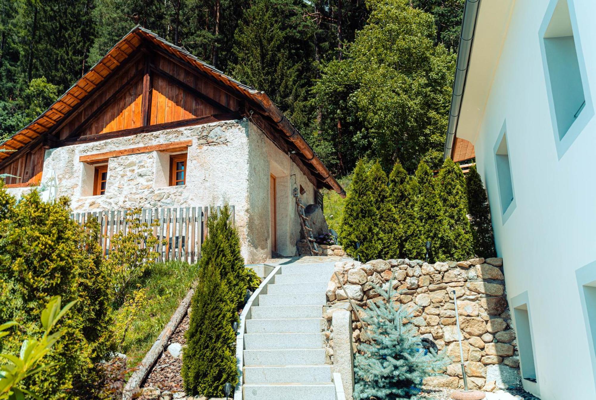 Apartments, Guest House & Historic Chalet Neuhaus San Sigismondo Kültér fotó