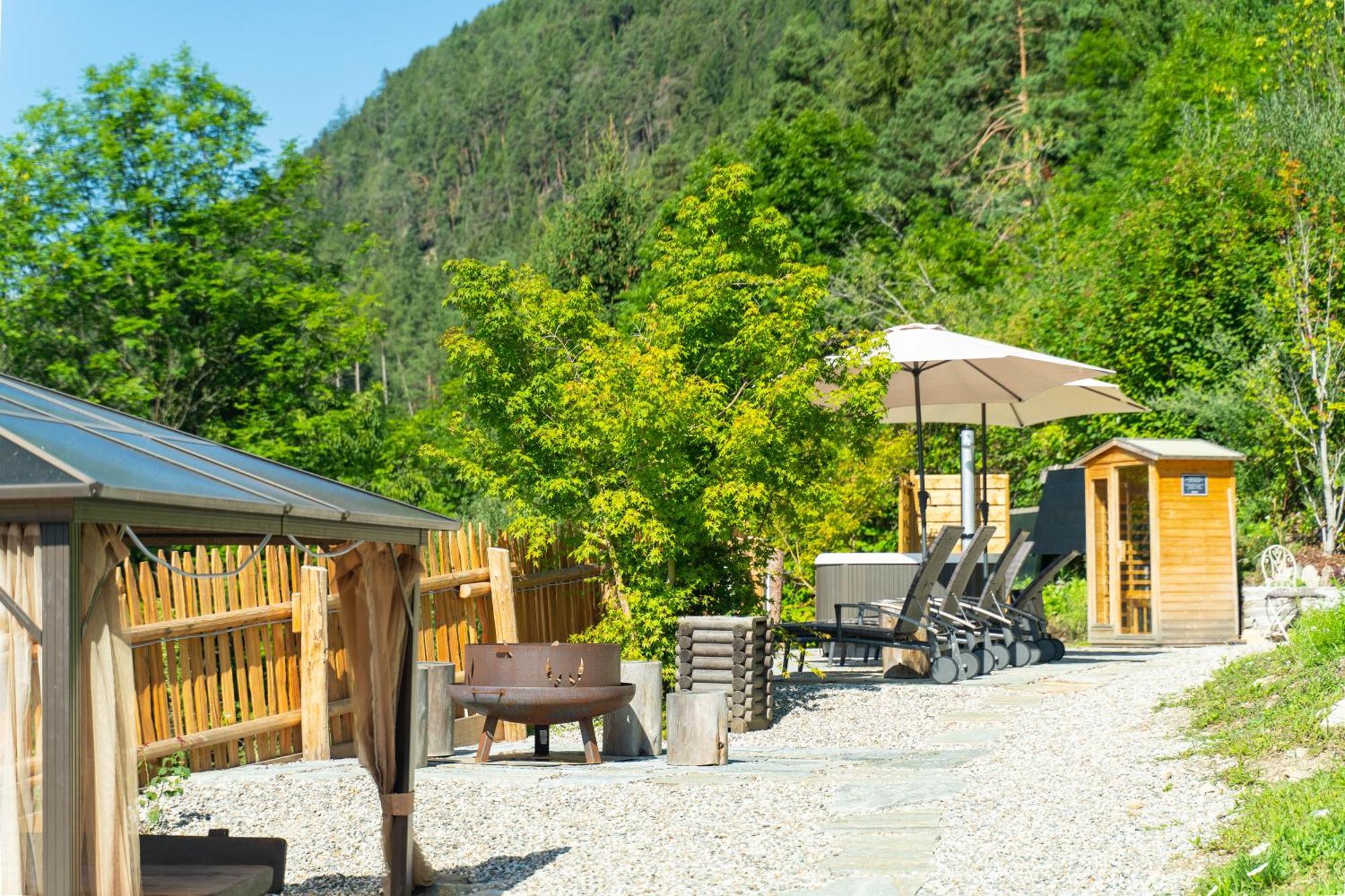 Apartments, Guest House & Historic Chalet Neuhaus San Sigismondo Kültér fotó